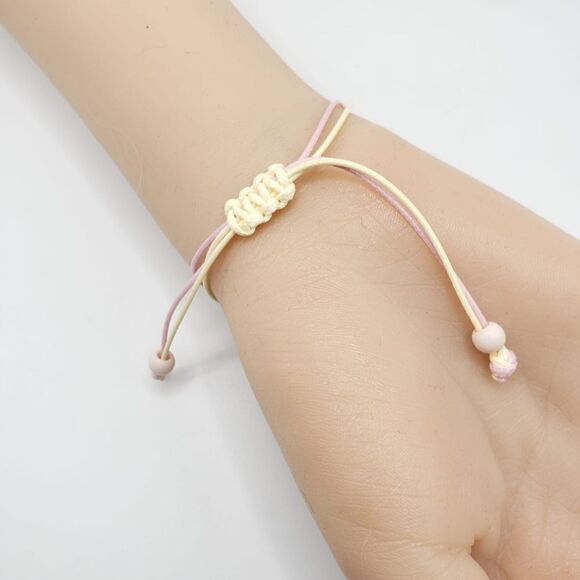 Brand New Hello Kitty Lucky Bracelet - Picture 2 of 3